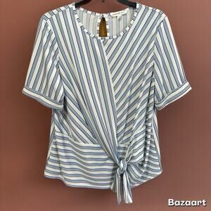 Preowned PerSeption Concept White With Blue Stripes Women’s size Large